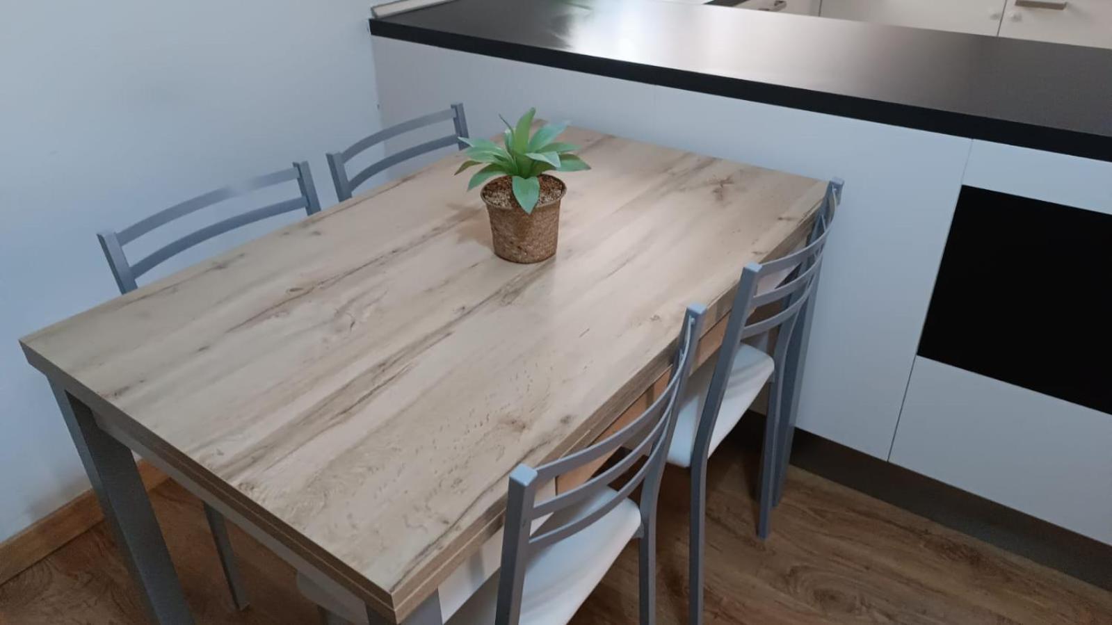 Apartamento Parque Sur De Hellín Екстериор снимка